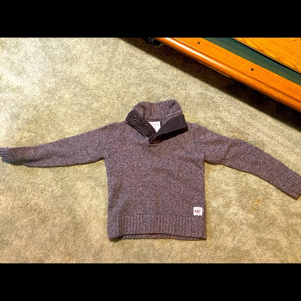 Men’s Aeropostale sweater